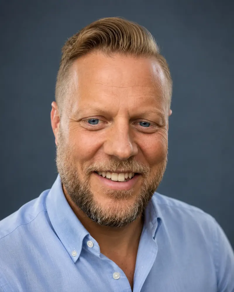 Mattias Berglund, vd på Poolvision, tidigare poolmontör
